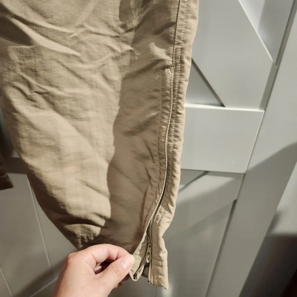 The Northface Men's Tan Zip-Off Cargo Pants XL 28 Inseam Hiking